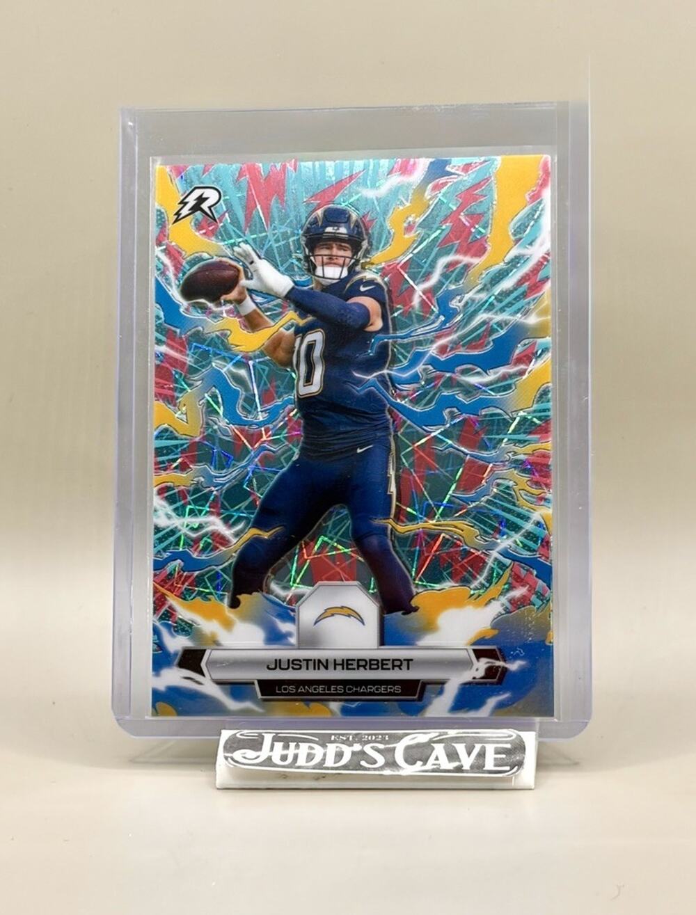 🚨 2025 Topps Sky Blue & Pink Shock Justin Herbert #54 Los Angeles Chargers 🏈